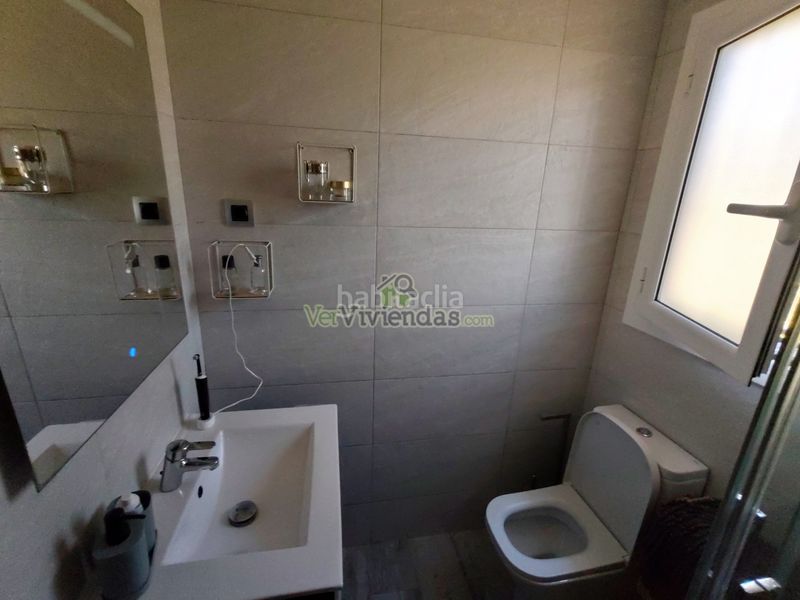 Foto b17a64fe-0f84-47d5-96b5-4b0663888e52. Casa amb xemeneia calefacció aparcament a Vallirana