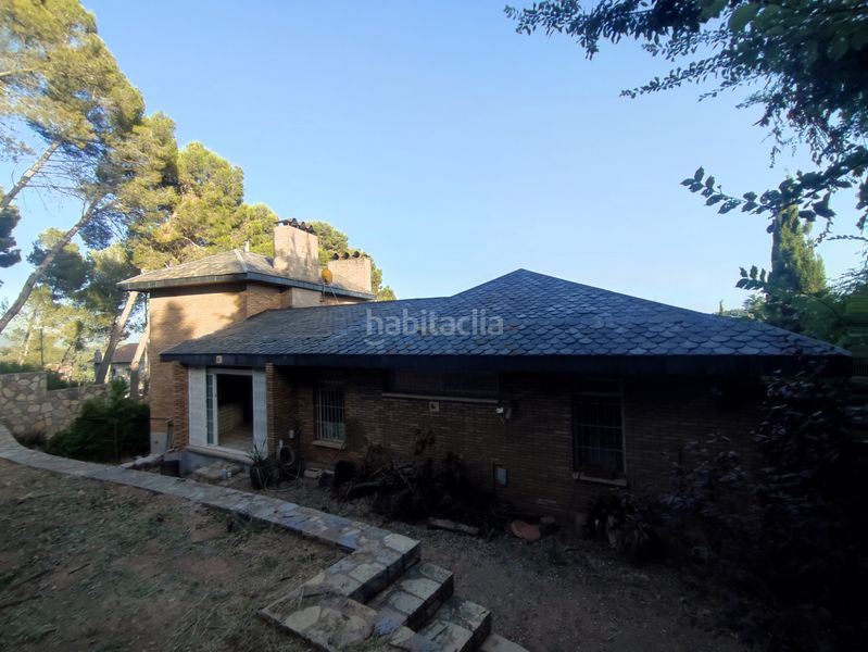 Foto bb798632-dab7-498f-bc4c-4b654b9216f1. Casa amb xemeneia calefacció aparcament piscina a Pallejà