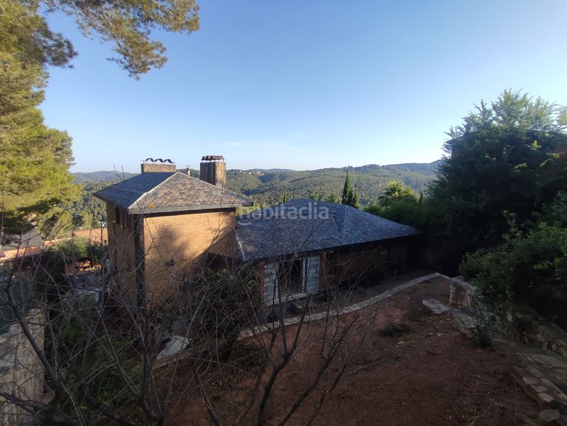 Foto e774b89b-5dad-445b-a98a-308ae1258406. Casa amb xemeneia calefacció aparcament piscina a Pallejà