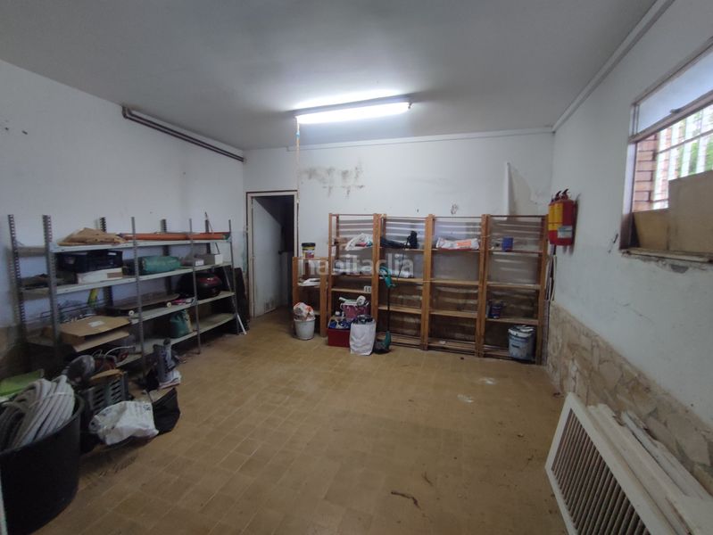 Foto f63a858a-0a26-44f8-b939-3a1c933f54d0. Casa amb xemeneia calefacció aparcament piscina a Pallejà