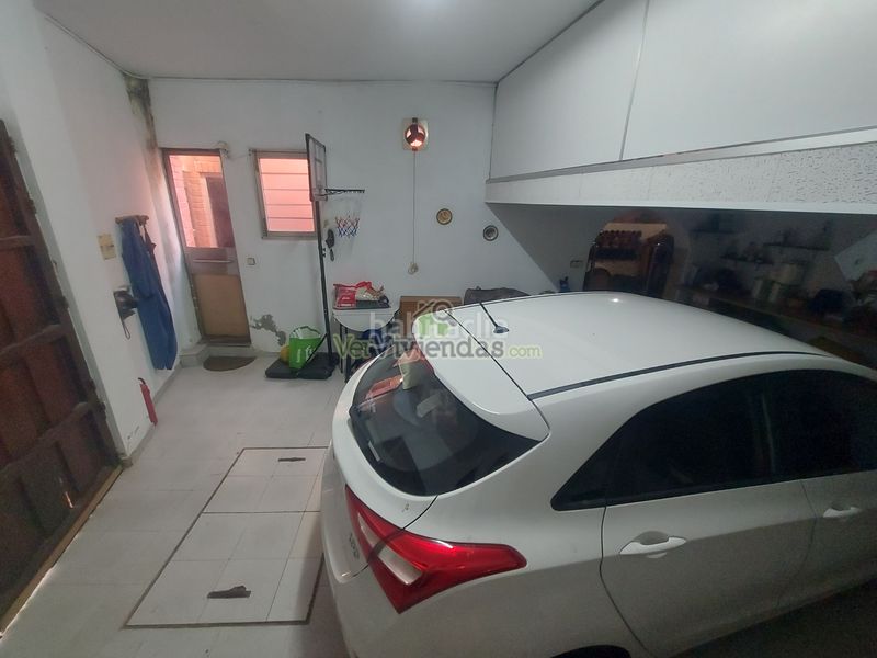 Foto 6c495648-e166-486e-8966-da7ac82678b5. Haus mit kamin heizung parking pool in Piera