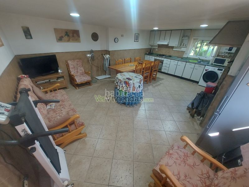 Foto ace45129-7b24-4562-9f1f-f0d1a06ab9db. Haus mit kamin heizung parking pool in Piera