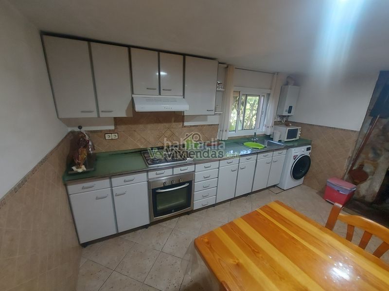 Foto b6ff3a1b-4144-40aa-8388-5eb0213e784f. Haus mit kamin heizung parking pool in Piera