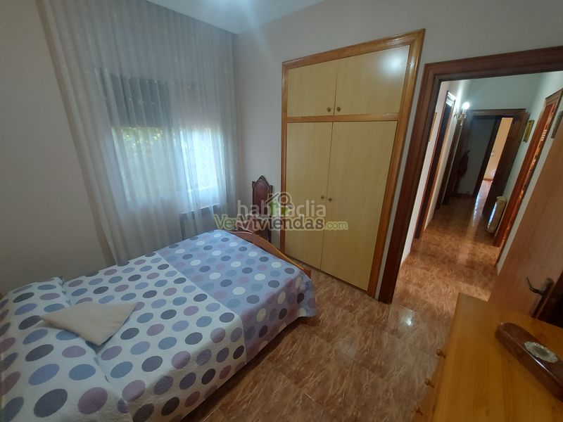 Foto f08b555e-8d22-435d-a900-1e9bcd965c57. Haus mit kamin heizung parking pool in Piera