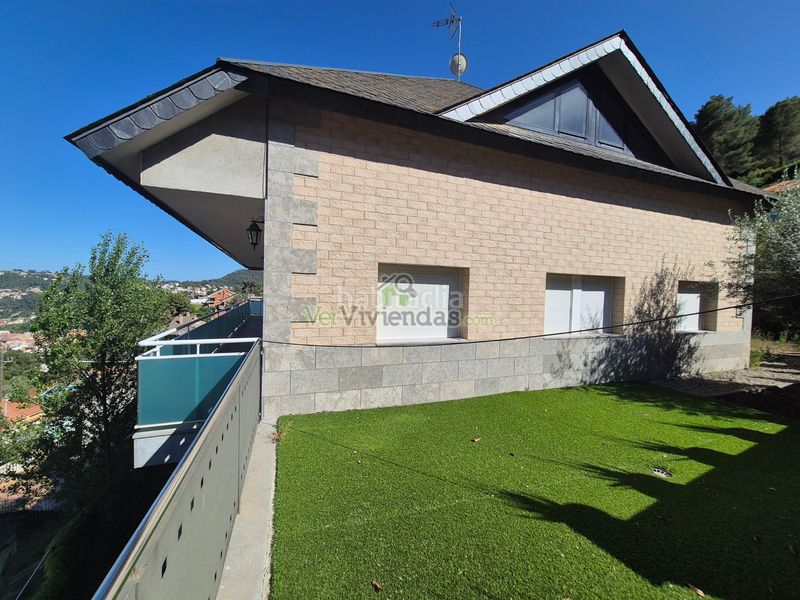 Foto b815d88c-feb6-40b3-bb7c-f0d3d18f89aa. Casa amb calefacció aparcament a Vallirana