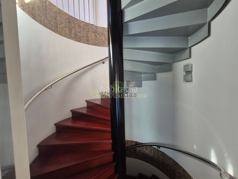 Foto bbb6a814-a409-4369-b018-0370957cc3ca. Casa amb calefacció aparcament a Vallirana