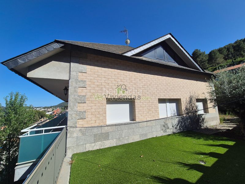 Foto e1eca99d-6b56-4580-bf97-30fc80947cc8. Casa amb calefacció aparcament a Vallirana