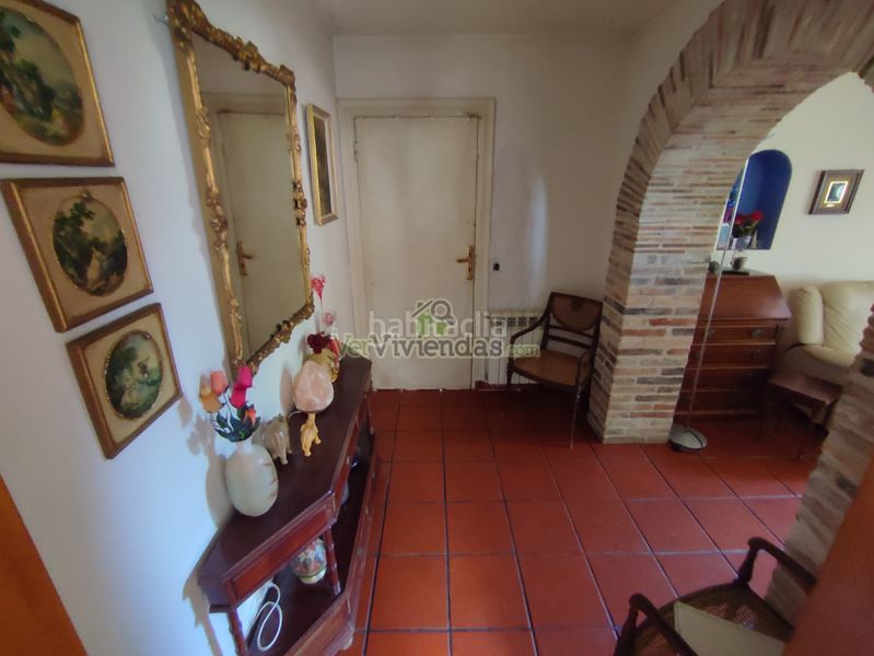 Foto 5cece382-574b-4ae0-93b7-a6aa413fbf52. Casa amb calefacció aparcament piscina a Can Rial Esparreguera