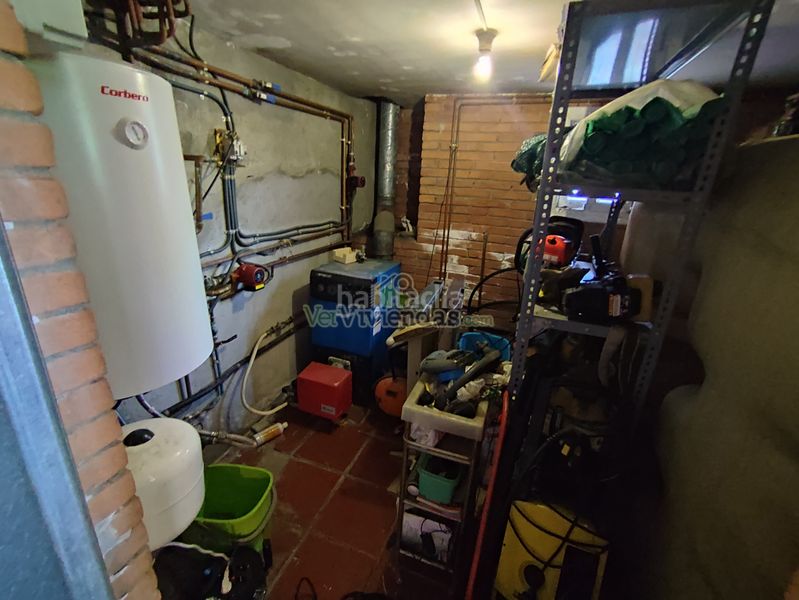 Foto a5b9a2ba-6ced-4457-a62b-da46bb6ac2fd. Casa amb calefacció aparcament piscina a Can Rial Esparreguera