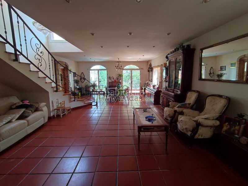 Foto c9f0ca4b-bfdf-43b3-a970-efc46b8e3e6e. Casa amb calefacció aparcament piscina a Can Rial Esparreguera