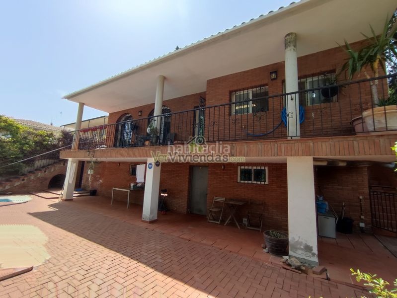 Foto cd2af816-0aaa-4169-8aa6-827dd1399e53. Casa amb calefacció aparcament piscina a Can Rial Esparreguera