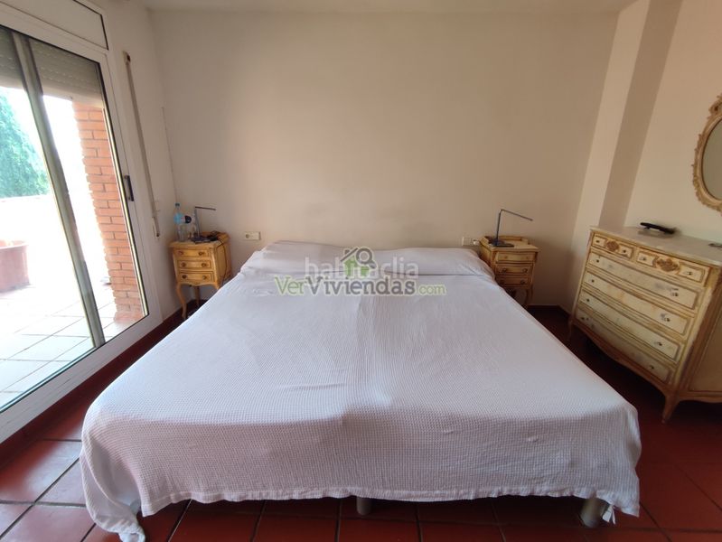 Foto f08adc57-d747-4b60-bcca-9029b6c68b23. Casa amb calefacció aparcament piscina a Can Rial Esparreguera