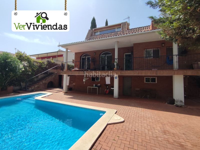 Foto f9001e98-a0ae-4f85-8a94-9eb71f53a907. Casa amb calefacció aparcament piscina a Can Rial Esparreguera