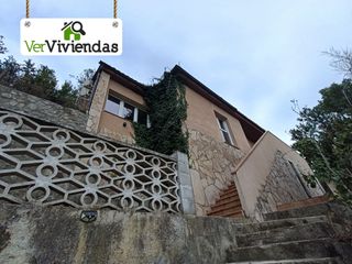 Maison à Cervelló. Bonita casa con jardín