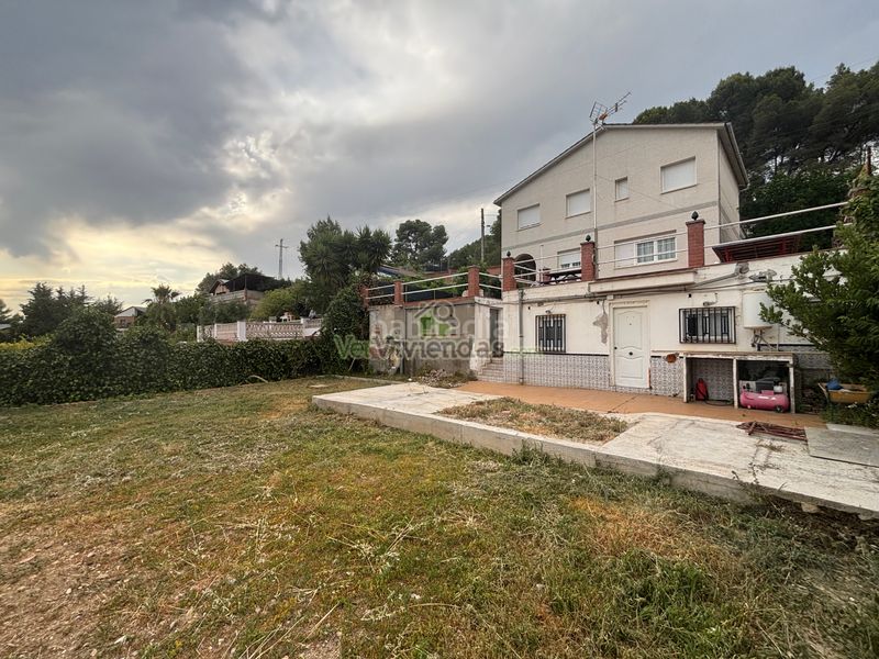 Foto 4a5f70a7-22b5-4422-a6ac-384dc9225873. Casa amb xemeneia calefacció piscina a Piera