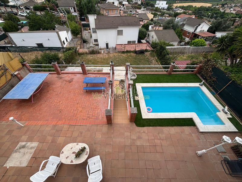 Foto 6d6244ba-67c6-41ee-87d3-08748eb7b031. Casa amb xemeneia calefacció piscina a Piera