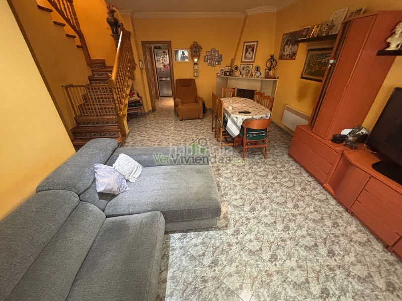 Foto ca6e99b0-32bd-4f58-8d08-cf3bc0066122. Casa amb xemeneia calefacció piscina a Piera