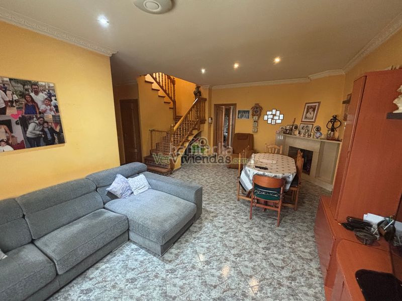 Foto e9f3fe73-b023-4835-8e50-320986a46506. Casa amb xemeneia calefacció piscina a Piera