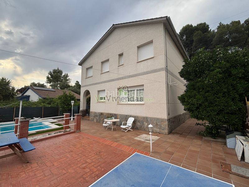 Foto ef8b10ce-88d4-47c4-ab57-ca334167bdea. Casa amb xemeneia calefacció piscina a Piera