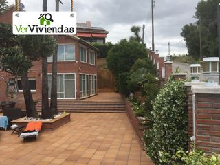 Xalet  Carrer de les oliveres 12