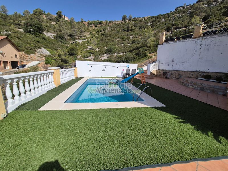 Foto 4e3447ee-d66a-4dff-9b02-ee0b183ad858. Casa amb xemeneia calefacció aparcament piscina a Olesa de Bonesvalls