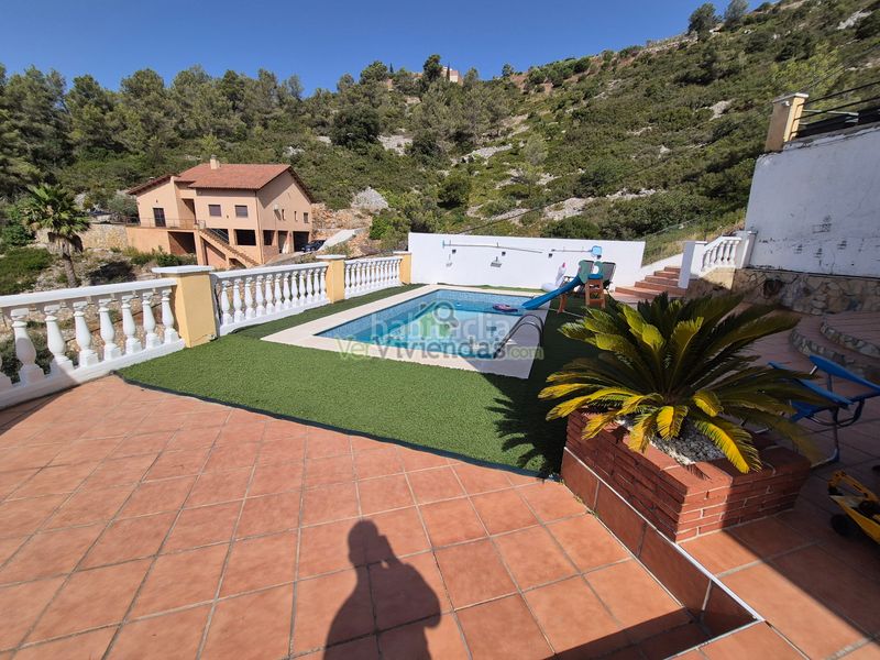 Foto 5b5fd6af-0204-46e7-a3a3-dc4f6e62b154. Casa amb xemeneia calefacció aparcament piscina a Olesa de Bonesvalls