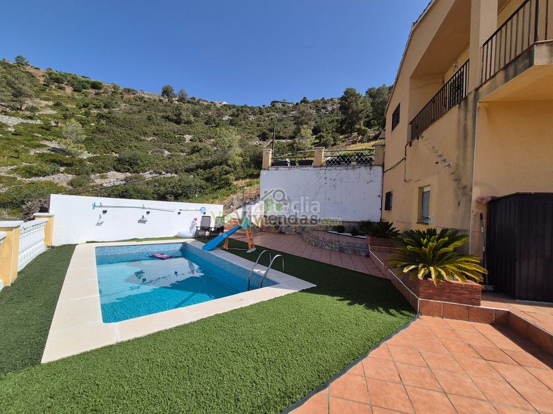 Foto 7bb3791f-07dd-4b55-929a-d8c2510d12f7. Casa amb xemeneia calefacció aparcament piscina a Olesa de Bonesvalls