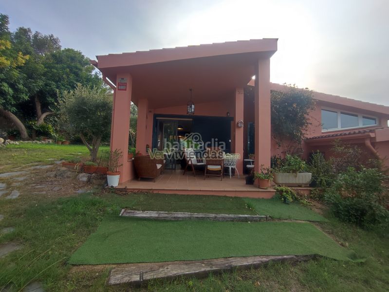 Foto 505d09b4-be22-4150-a06b-b979c5217056. Casa amb xemeneia calefacció piscina a Olivella