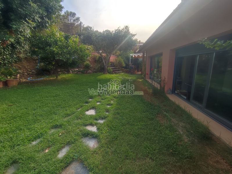 Foto 91f54e6c-f6ba-42a5-9305-3cf47809e161. Casa amb xemeneia calefacció piscina a Olivella