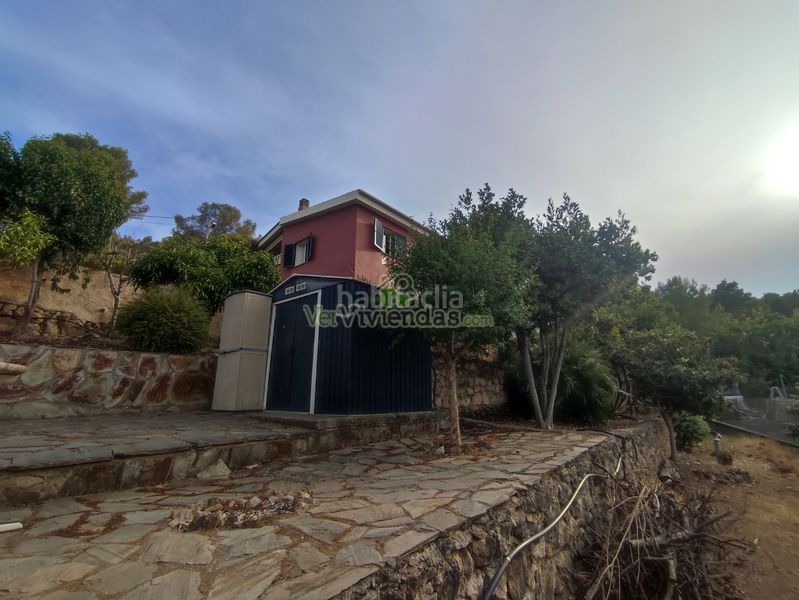 Foto 9614414f-6948-4a22-88a9-cd092e077b9b. Casa amb xemeneia calefacció piscina a Olivella
