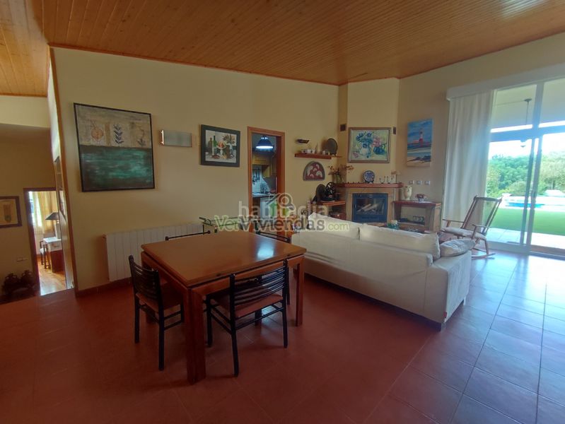 Foto e7311b2a-c478-4003-a3b4-e5dd64e3b6fb. Casa amb xemeneia calefacció piscina a Olivella