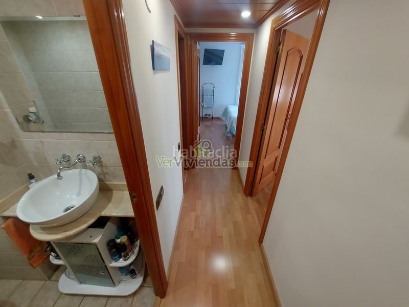 Foto bea7b80a-1131-4989-8cb8-536aadd393b6. Pis amb calefacció aparcament a Martorell