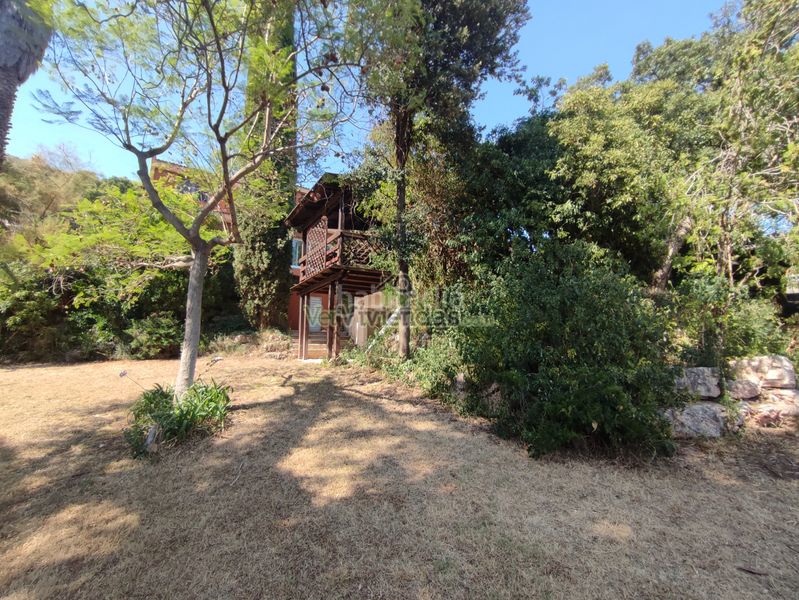 Foto 37d7c7de-e720-4348-b7f3-bea2c6dbce61. Casa amb xemeneia calefacció aparcament piscina a Torrelles de Llobregat