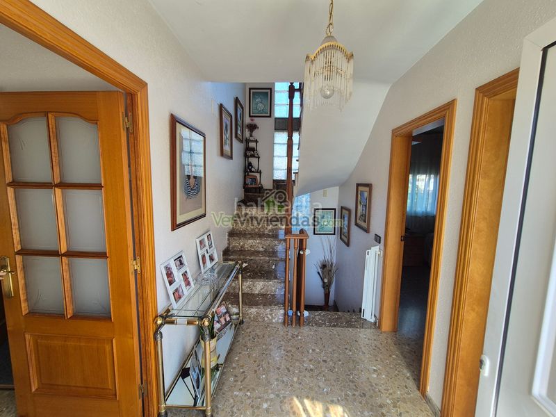 Foto 20e6ca04-be01-4739-aa12-f1b8eeb778c1. Casa amb calefacció aparcament a Vallirana