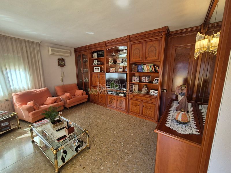 Foto 5c5e1116-6229-40d5-8e5c-158f3ce2bc35. Casa amb calefacció aparcament a Vallirana