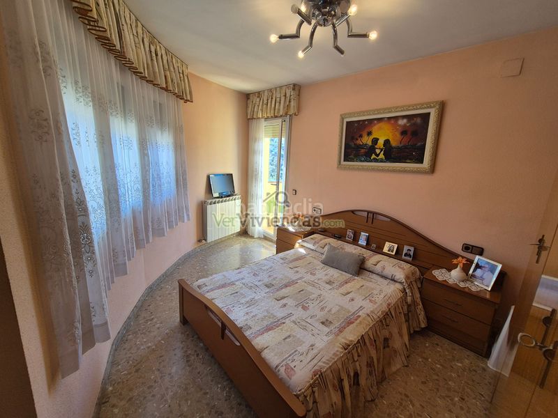 Foto a4bf75dd-6171-447c-9854-ec2df78f739d. Casa amb calefacció aparcament a Vallirana
