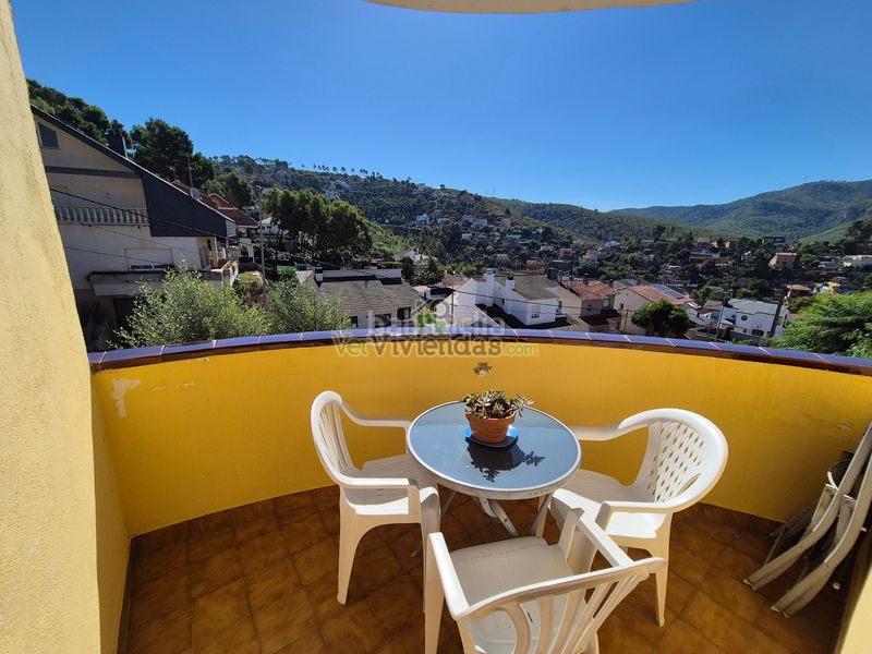Foto b123a3e2-e311-4f6e-8463-148d532e0da6. Casa amb calefacció aparcament a Vallirana