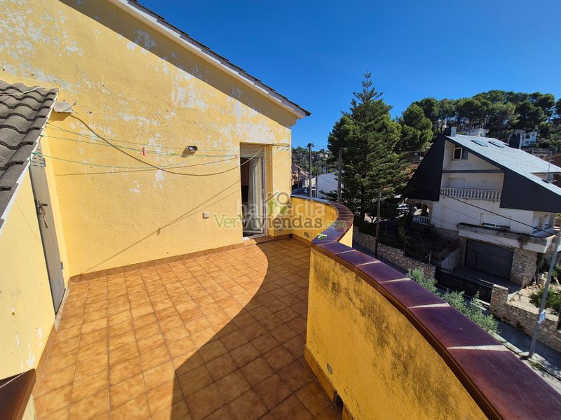 Foto c781efcd-1023-484a-b236-a0d352307bf1. Casa amb calefacció aparcament a Vallirana