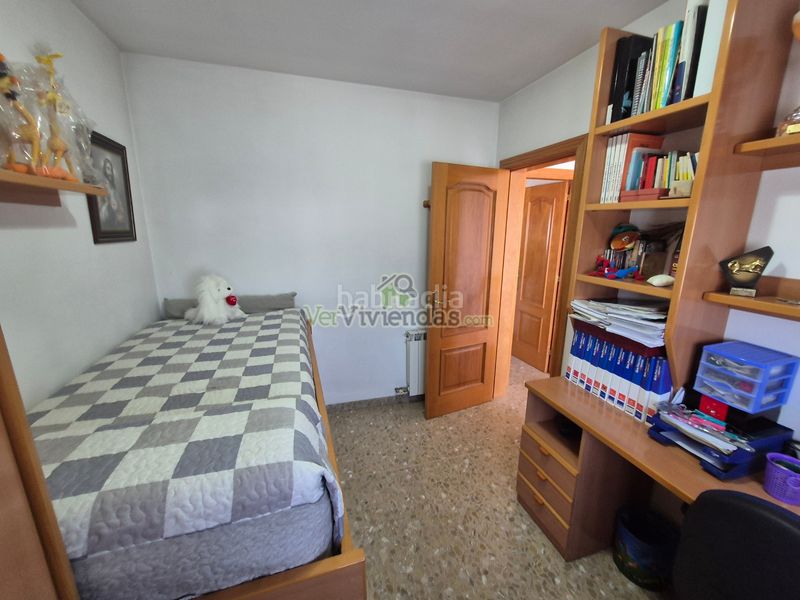 Foto f02dedad-af2d-40da-bdc9-6d05cf0d4712. Casa amb calefacció aparcament a Vallirana