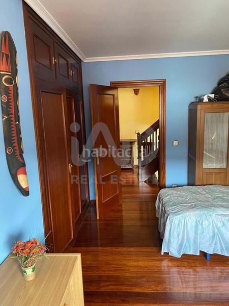 Foto 77a6584e-c8de-4da9-8bd5-a685f5aa6d81. House with parking in Llanes pueblo Llanes