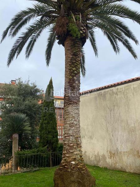 Foto f95f3452-01d6-4322-8c1f-cf3585d1f076. House with parking in Llanes pueblo Llanes