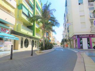 Edificio in Poniente-Faro. Piso en torre del mareste piso no amueblado se encuentra en 2974