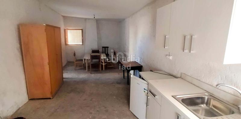 Foto 07cc5ec1-6420-4358-89ae-abe7ab6b3067. Casa con parcheggio in Senés