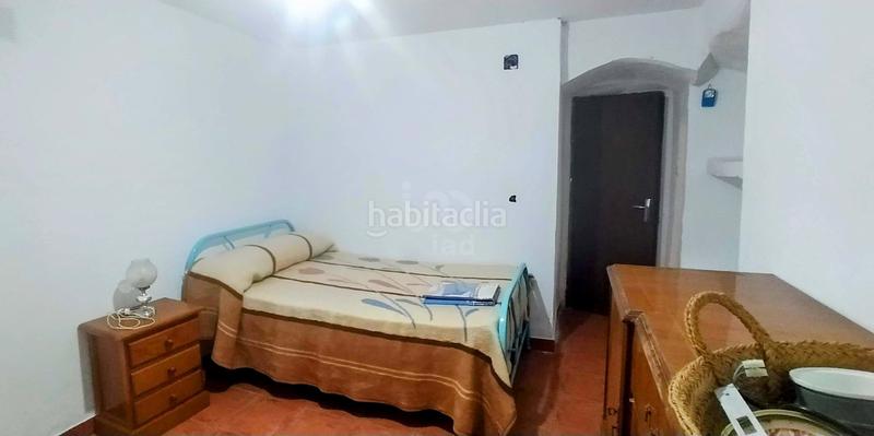Foto 1c0b21cb-ee2f-4336-8746-7620253a3b88. Casa con parcheggio in Senés