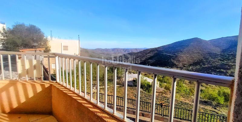 Foto d1c70b32-e815-484e-a19e-80dbd26d61d1. Casa con parcheggio in Senés