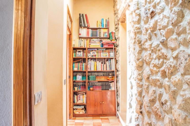 Foto fe7c2700-14e0-41f0-9d8b-a3a4b111e8e5. Casa con riscaldamento parcheggio in Andratx Andratx