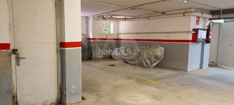 Foto 835293e5-03fd-4b7c-b98a-1e797bdfe769. Parking coche en Maritim Cubelles