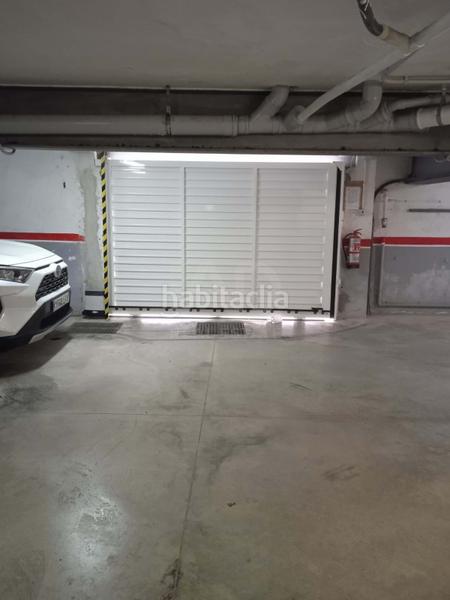 Foto cc379a66-3270-49a7-8015-f8ef2098d969. Parking coche en Maritim Cubelles