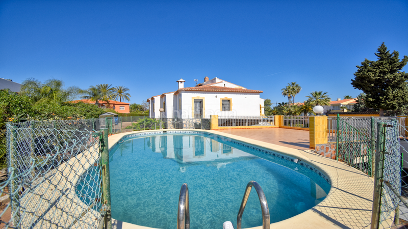Foto c293285f-b099-4105-a46a-b15489fd2fa0. Casa amb calefacció aparcament piscina a El Montgó Dénia