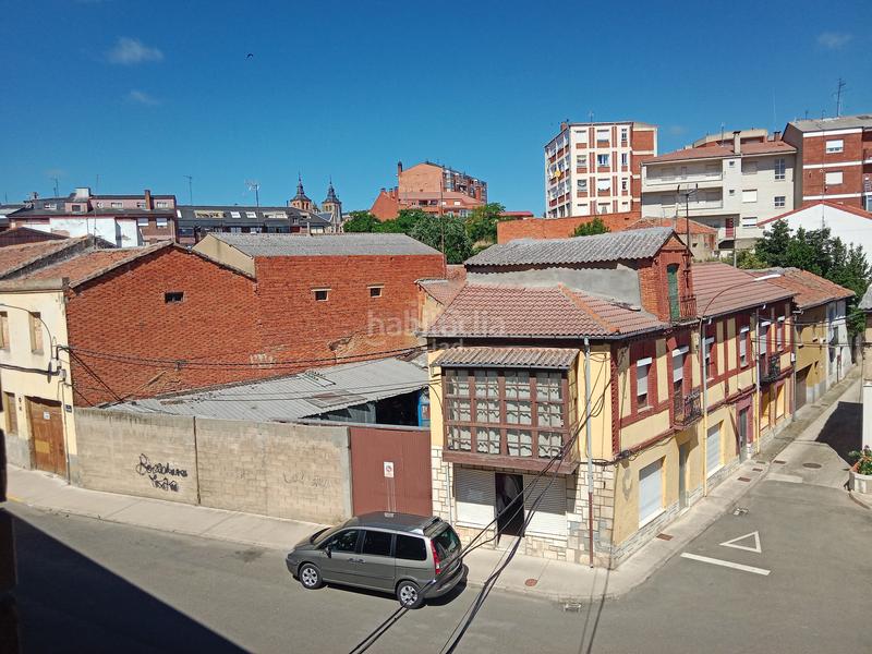 Foto f994aa14-18b4-4660-adc4-1511d6446051. Appartamento con riscaldamento parcheggio in Astorga